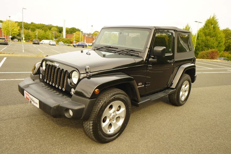 2015 Jeep Wrangler 2.8 CRD Overland 2dr Auto CONVERTIBLE DIESEL Automatic