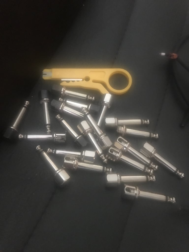 image for Evidence Audio SIS plugs & Cable