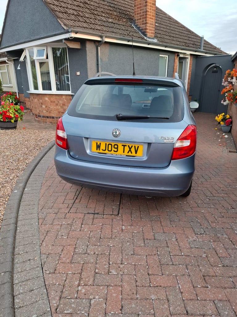 Skoda, FABIA, Estate, 2009, Manual, 1198 (cc), 5 doors