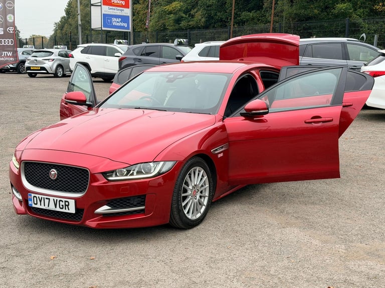 2017 Jaguar XE 2.0d R-Sport 4dr Auto SALOON DIESEL Automatic