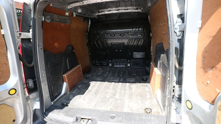 FORD TRANSIT 200 LIMITED PV Silver Manual Diesel, 2016