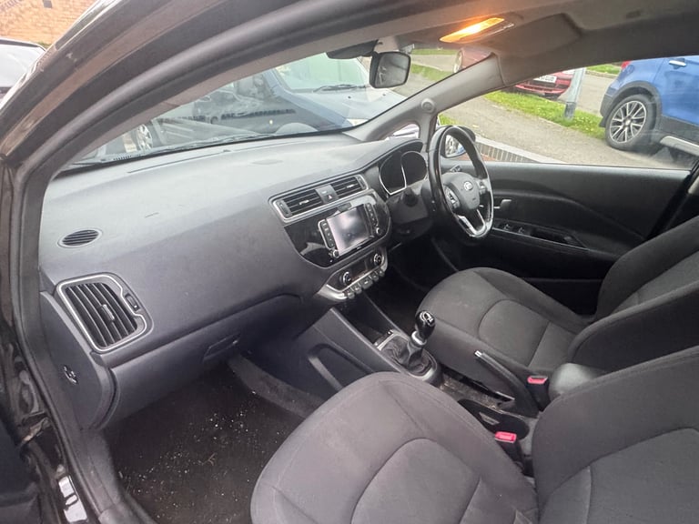 Kia Rio 1.4 diesel 2015 top spec 