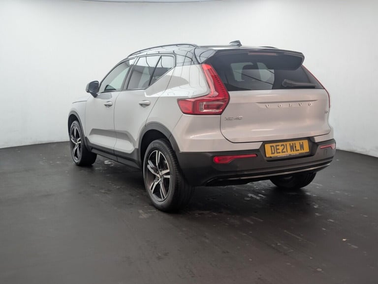 2021 Volvo XC40 1.5 T3 R-Design SUV 5dr Petrol Manual Euro 6 (s/s) (163 ps) BLUETOOTH+NAVIG ESTAT...