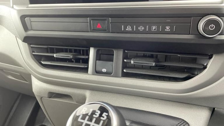 2025 Volkswagen Transporter Panel Van 2.0 TDI 110 Commerce Plus Van Manual Panel Van Diesel Manual