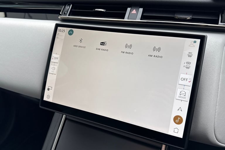 2025 Land Rover Range Rover Velar 2.0 D200 MHEV Dynamic SE 5dr SUV DIESEL Automatic