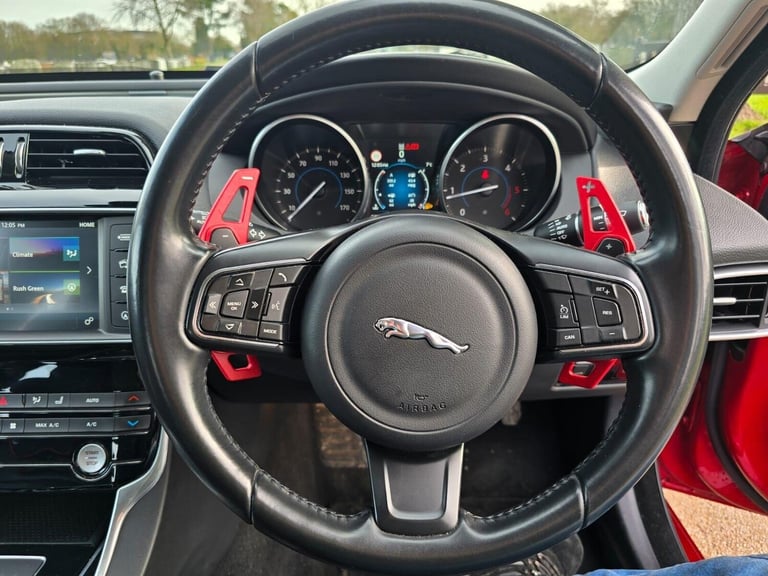 2017 Jaguar XE 2.0d Prestige Auto Euro 6 (s/s) 4dr Saloon Diesel Automatic