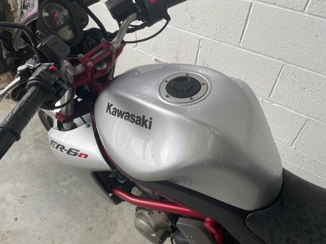 2006 - KAWASAKI ER650 N - VERY CLEAN - 2 KEYS - NAKED - ER6N - 12 MONTHS MOT 