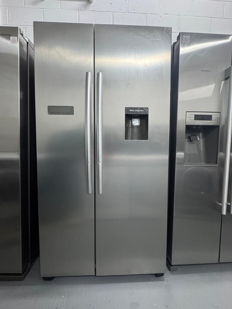 image for Hisense 562L PureFlat American Style Fridge Freezer Free Same Day Delivery