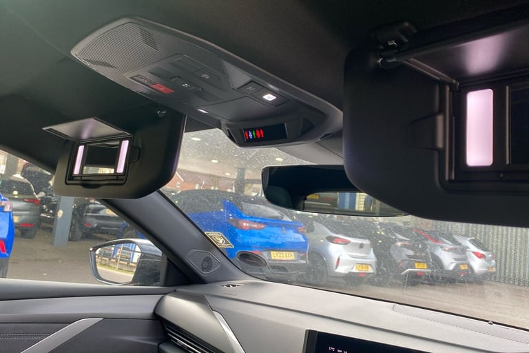  Vauxhall Astra 1.2 Turbo Ultimate Hatchback 5dr Petrol Auto Euro 6 s/s 130 Ps