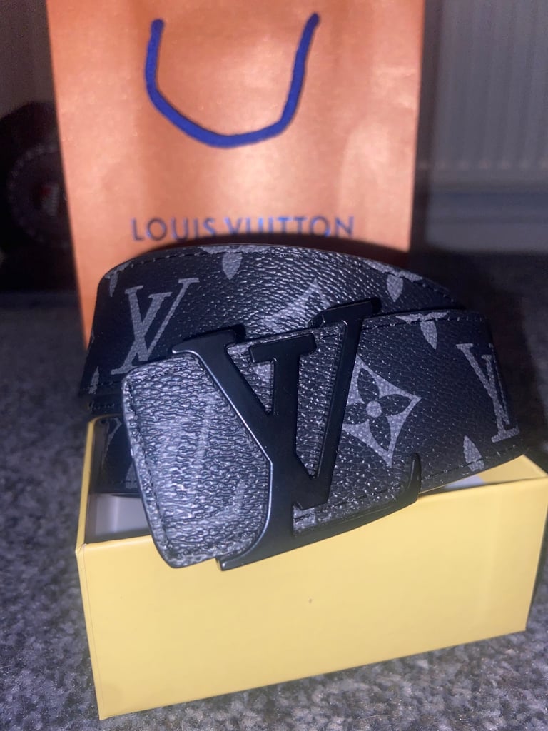 Black Louis Vuitton belt