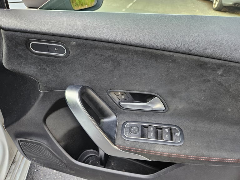 2021 MERCEDES-BENZ A CLASS A200 AMG Line 5dr Auto Light Damaged Salvage CAT N