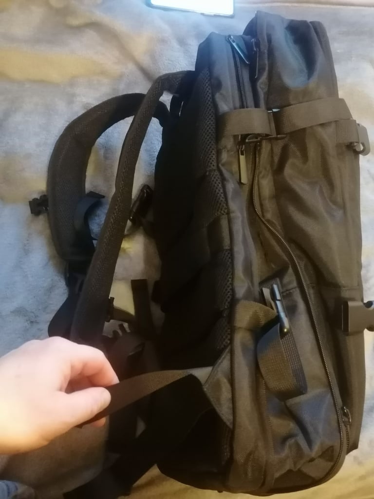 HOMIEE brand new never use. Cabin Bags 22x16x8inch for Ryanair Underseat Carry-ons Backpack