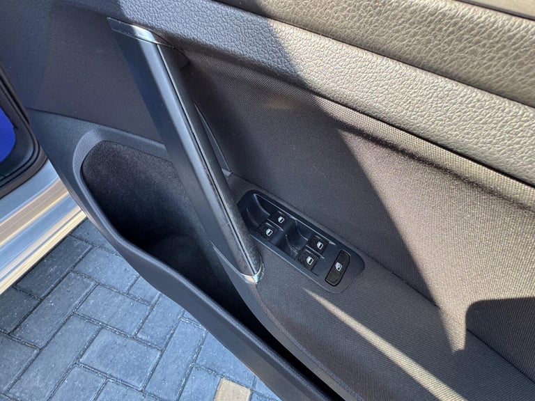 2015 Volkswagen Golf 1.6 TDI BlueMotion Tech Match DSG Euro 5 (s/s) 5dr HATCHBACK Diesel Automatic