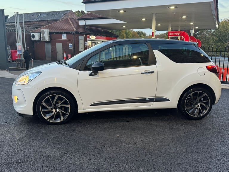 Citroen, DS3, Hatchback, 2015, Manual, 1560 (cc), 3 doors