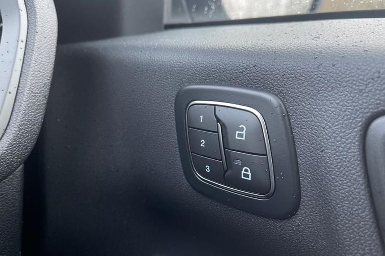 2024 Ford Kuga 2.5 PHEV ST-Line 5dr CVT 360 CAMERA, B&amp;O SOUND SYSTEM, DIGITAL DASH, POWER  Es...