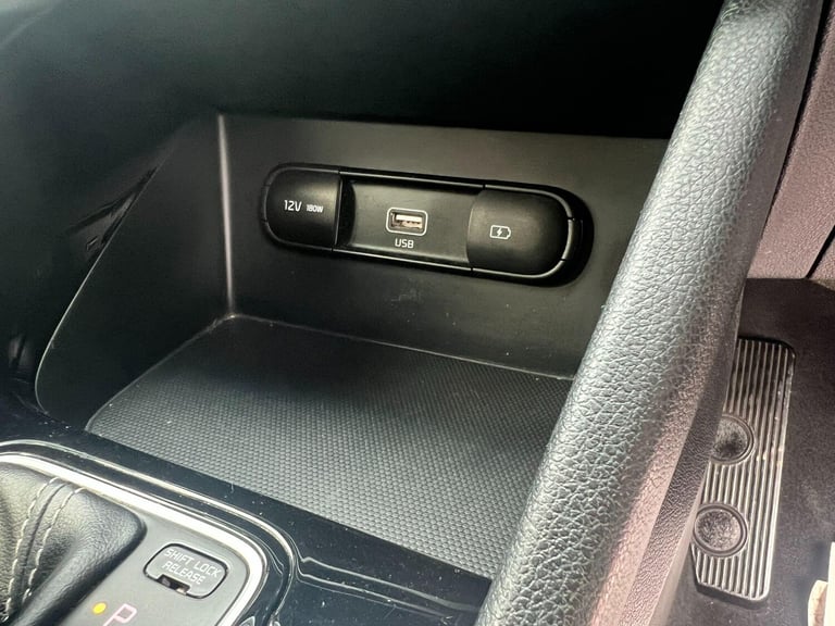 2019 Kia Niro 1.6 GDi 2 DCT Euro 6 (s/s) 5dr HATCHBACK Petrol/Electric Hybrid Automatic