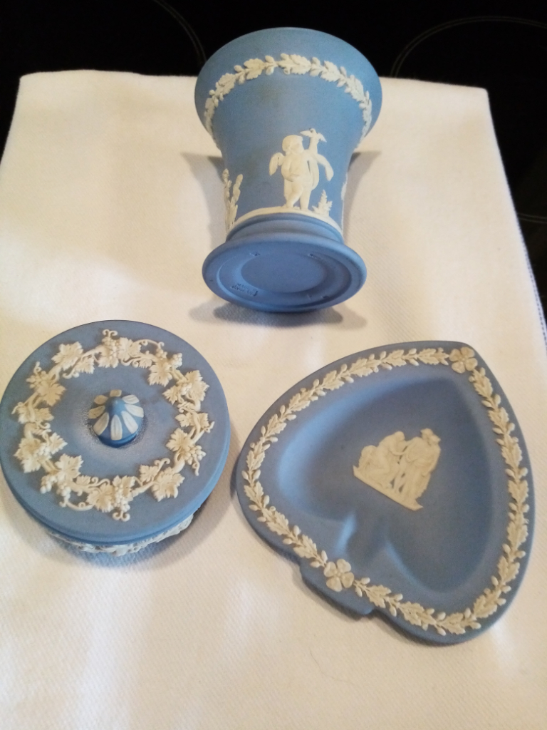 image for 3 pieces of Wedgwood. 