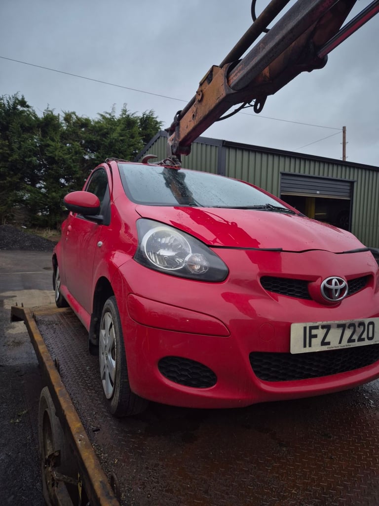 2012 TOYOTA AYGO 1.0 PETROL BREAKING FOR PARTS