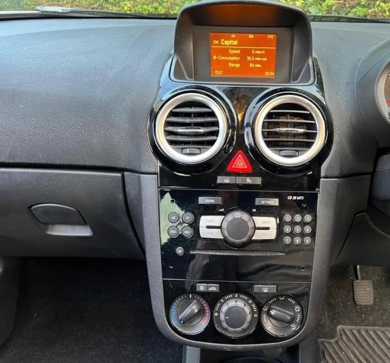 (64 PLATE-2014 ) VAUXHALL CORSA 1.2 SXI 5 DRS*LOW INSURANCE GROUP*MOT-1 YEAR*like renault clio