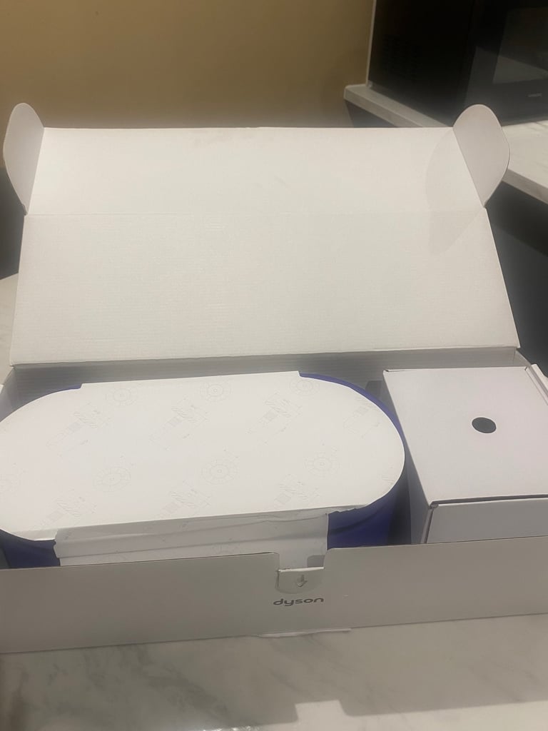 Dyson Airwrap I.D curly + coily Attachments and storage box ONLY