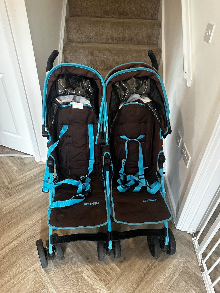 Double pram gumtree clearance