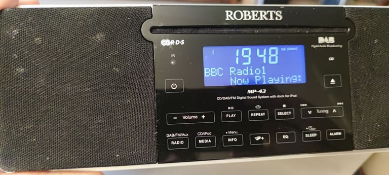 Roberts MP Sound 43 CD/DAB+/FM Black Radio. iPod dock,