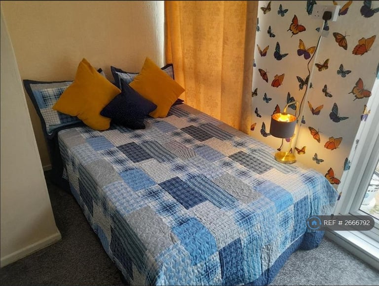 1 bedroom in Clematis Close, Romford, RM3 (#2666792)