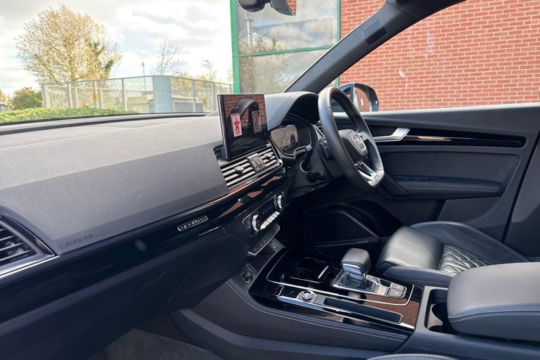 2022 Audi Q5 2.0 TDI 40 Edition 1 SUV 5dr Diesel S Tronic quattro Euro 6 (s/s) (204 ps) ESTATE Di...
