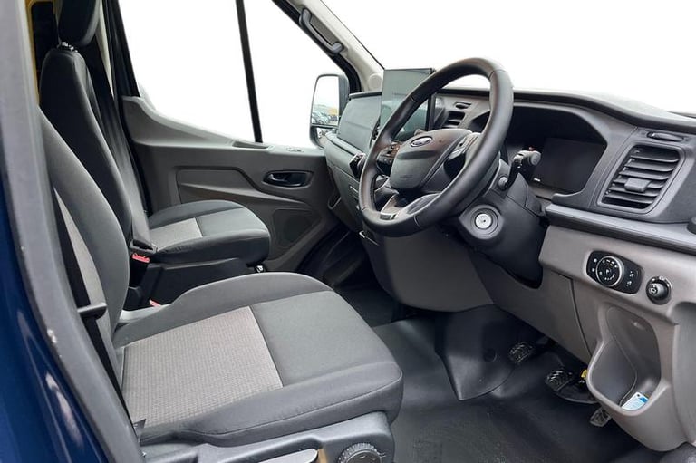 2025 Ford Transit 460 Leader L4 H3 ELWB High Roof 17 Seat Minibus RWD 2.0 EcoBlue 165ps, PRIV Min...