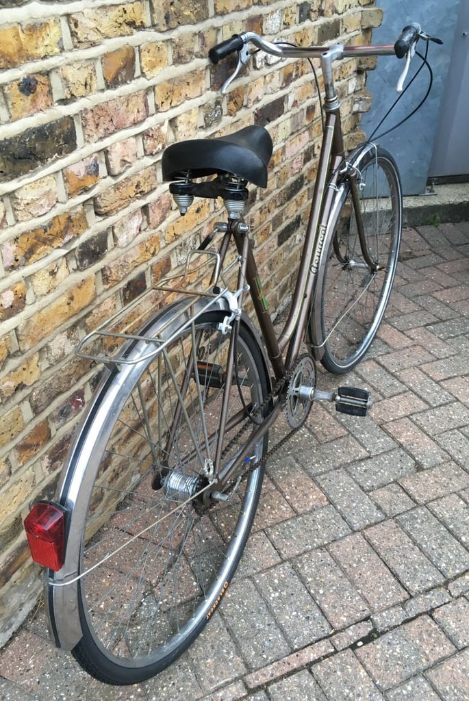 Peugeot CITY CRUISER FOR STYLISH LADY, fully serviced, brakes & tyres- test ride at bicycle workshop