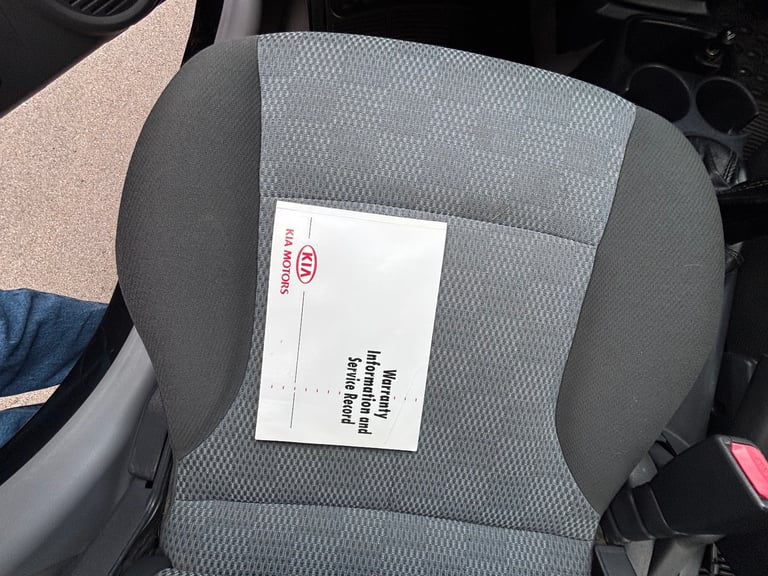 Kia Picanto with brand new mot - Image 13