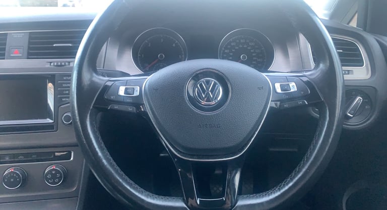 Volkswagen, GOLF, Hatchback, 2013, Manual, 1968 (cc), 5 doors