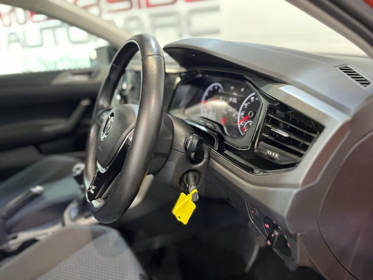 2018 Volkswagen Polo 1.0 SE 5d 74 BHP Hatchback Petrol Manual
