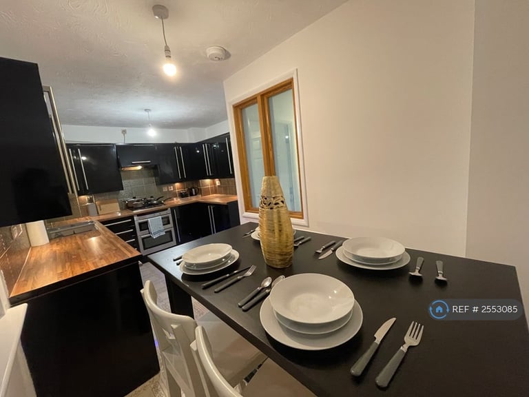 5 bedroom house in Furlong Road, Coventry, CV1 (5 bed) (#2553085)