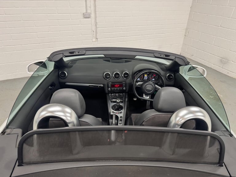 AUDI TT 1.8 TFSI White Manual Petrol 2010
