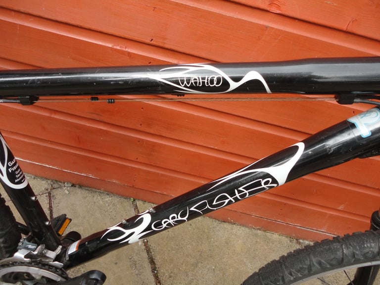 Gary Fisher trek, wahoo mountain bike, 19 inch lightweight frame, 26 inch wheels, 28 gears