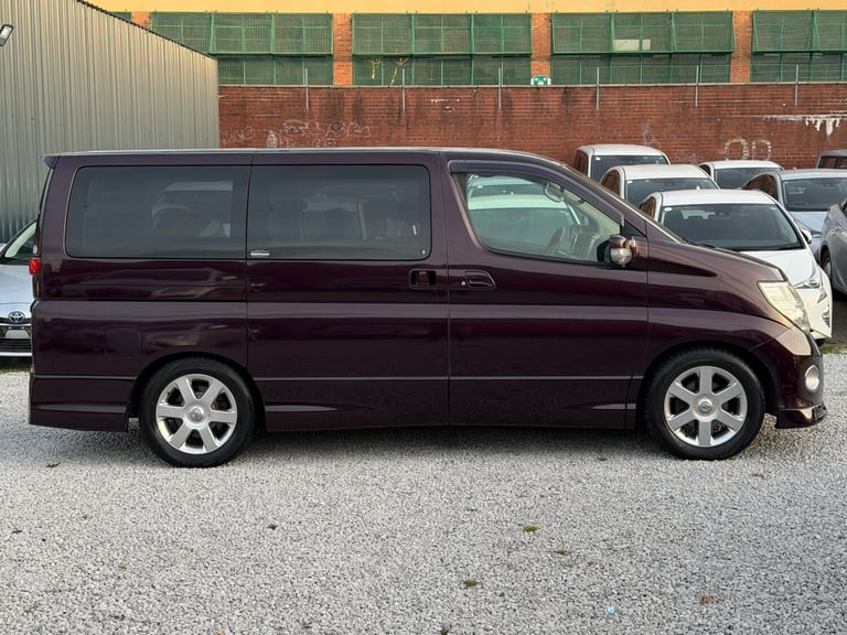 2008 Nissan Elgrand E51 HIGHWAY STAR 360 Camera 3.5 Petrol 8 Seater Full Leather Apple CarPlay  M...