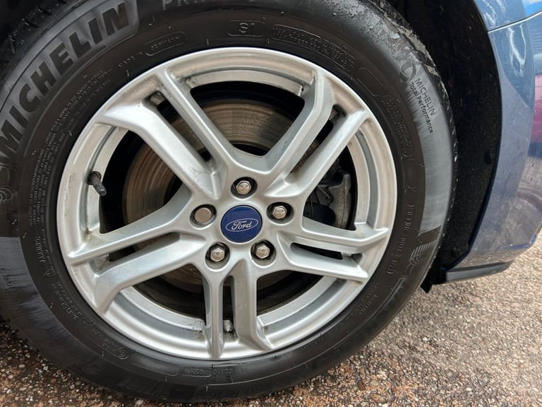 2019 69 FORD FOCUS 1.5 ECOBLUE ZETEC ESTATE 5DR DIESEL MANUAL EURO 6 (S/S) (120 