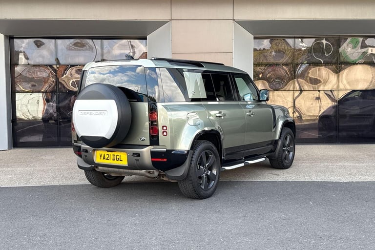2021 Land Rover Defender 110 2.0 P400e 15.4kWh X-Dynamic HSE SUV 5dr Petrol Plug-in Hybrid Auto 4...