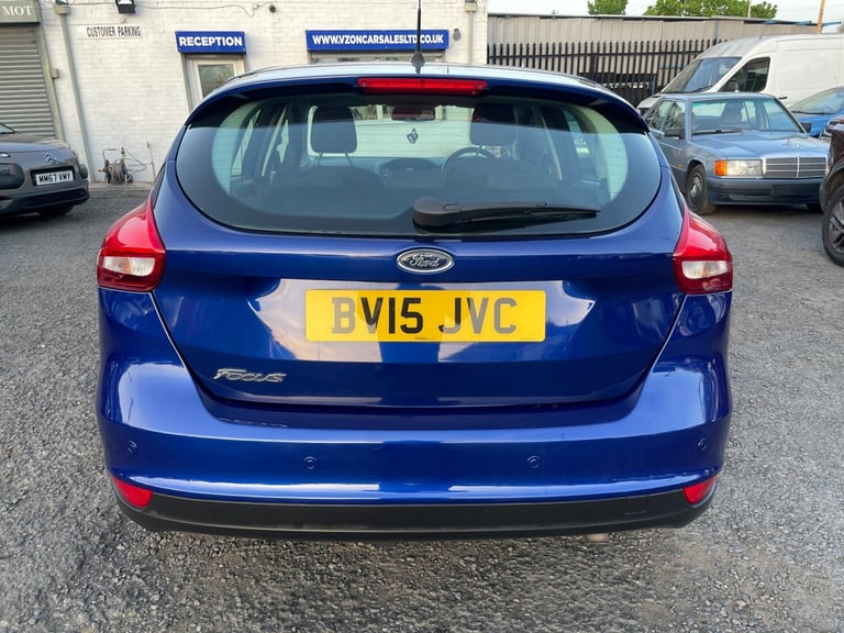 2015 Ford Focus TITANIUM 5-Door Petrol