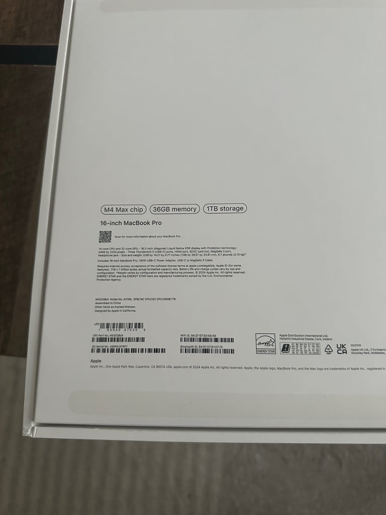 Apple macbook pro 2024 16 inch brand new