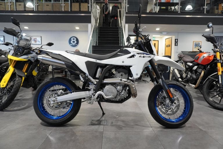 image for Suzuki DRZ400SM, 2025, Solid Special White. IN STOCK NOW