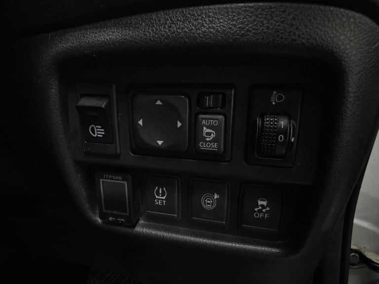 2016 Nissan Juke 1.6 Tekna 5dr Xtronic HATCHBACK PETROL Automatic