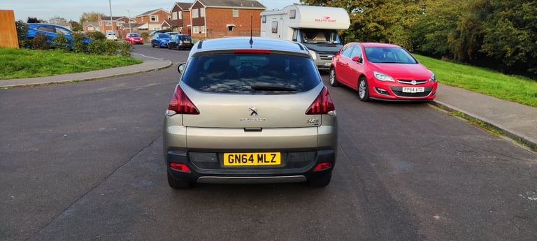 Peugeot, 3008, Hatchback, 2014, Semi-Auto, 1560 (cc), 5 doors