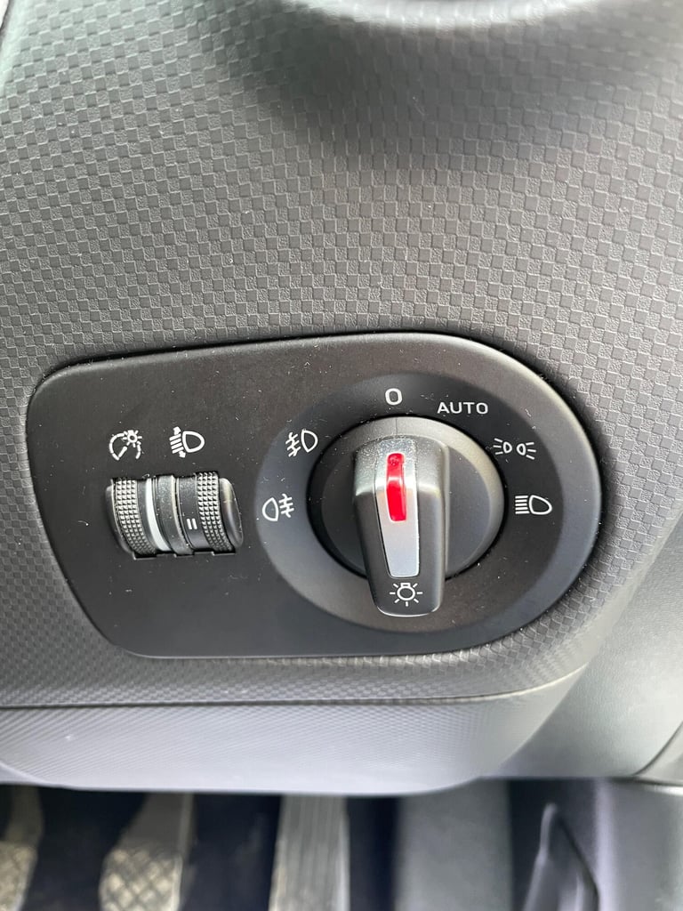 2011 SEAT Leon 1.4 TSI SE Euro 5 5dr HATCHBACK Petrol Manual