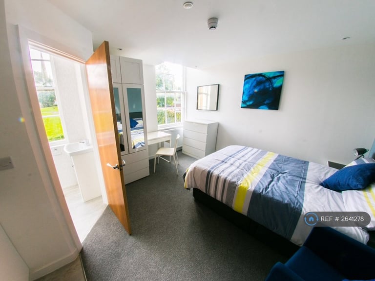 Studio flat in Wolverhampton Street, Dudley, DY1 (#2641278)