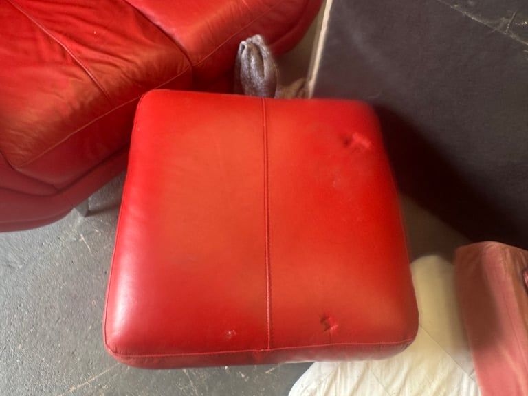 Red leather 3-2-1 and footstool