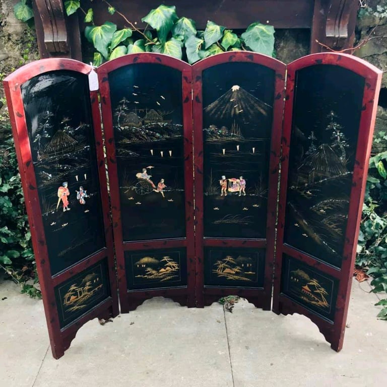Chinese Four panel Folding Lacquered Screen With Inlaid Mother of Pearl