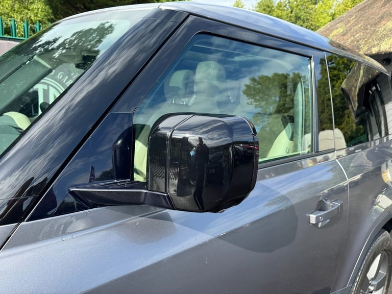 2021 Land Rover Defender 2.0 P300 HSE 90 3dr Auto [6 Seat] Estate Petrol Automatic