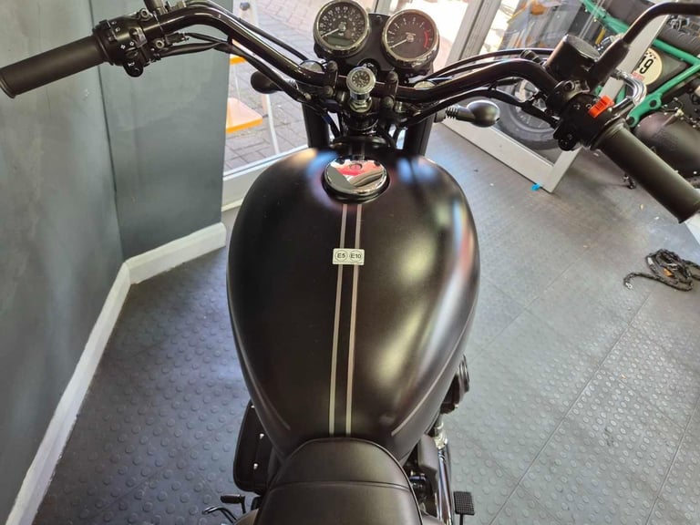 2021 Kawasaki W800 STREET